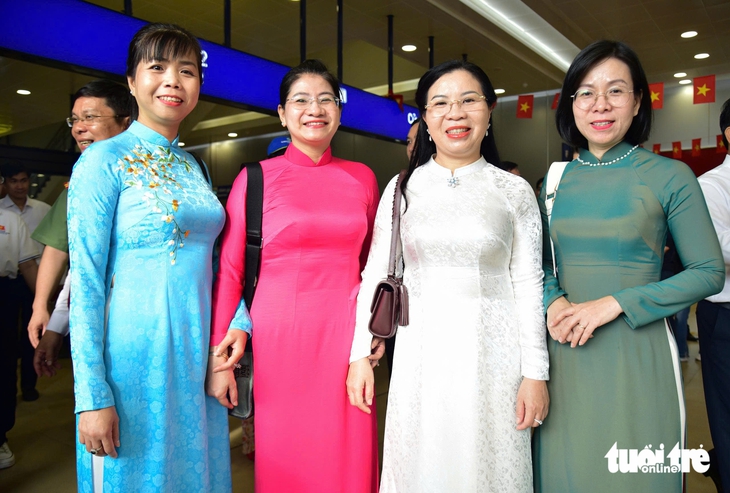 Đoàn đại biểu TP.HCM - Ảnh 5.