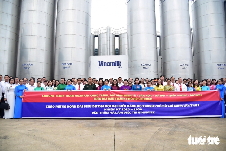 Đoàn đại biểu TP.HCM - Ảnh 7.