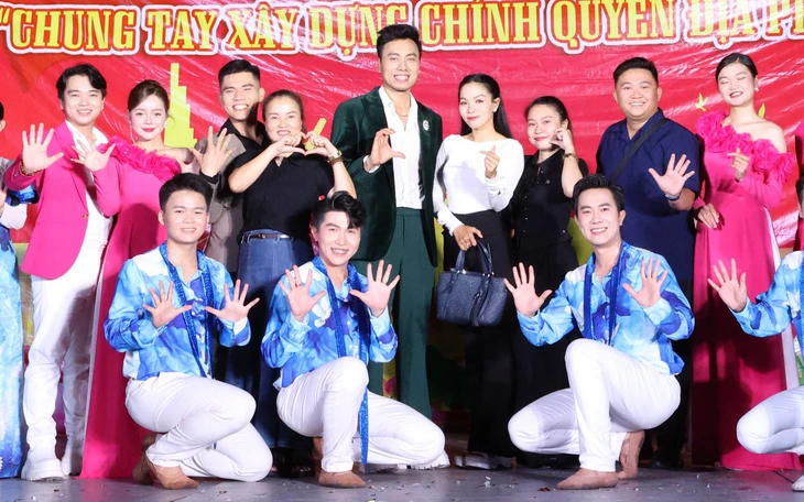 Tổng kết 50 năm văn học nghệ thuật TP.HCM - Ảnh 2.
