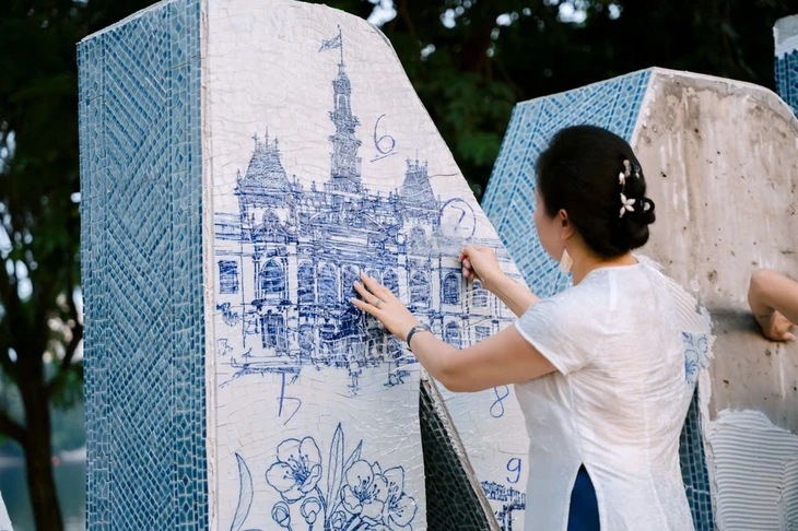 Hà Nội khánh thành công trình tôn vinh tình kết nghĩa Hà Nội - Huế - TP.HCM - Ảnh 7.