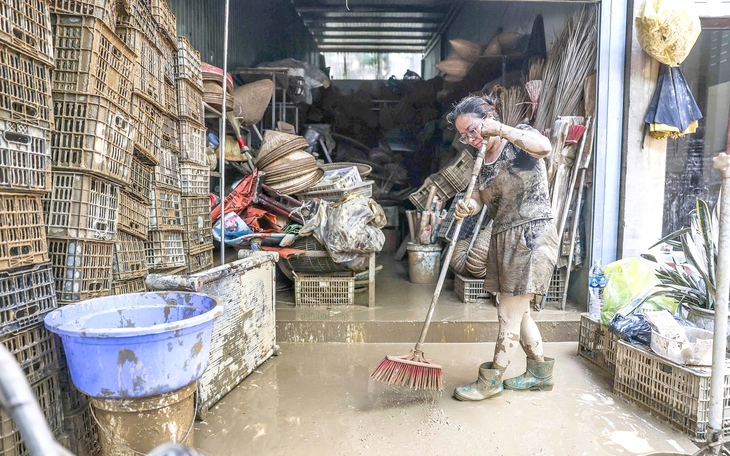 Thời tiết hôm nay 13-10: Bắc Bộ mưa to từ đêm, Nam Bộ mưa rào đến mưa to - Ảnh 2.