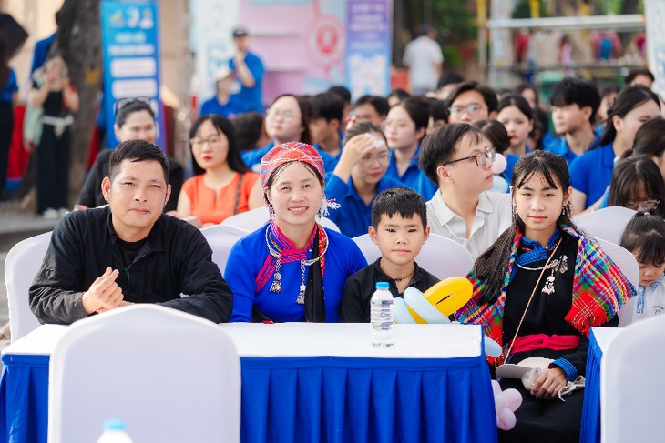 PNJ tổ chức Ngày hội Gia đình trẻ hạnh phúc 2025 - Ảnh 5.