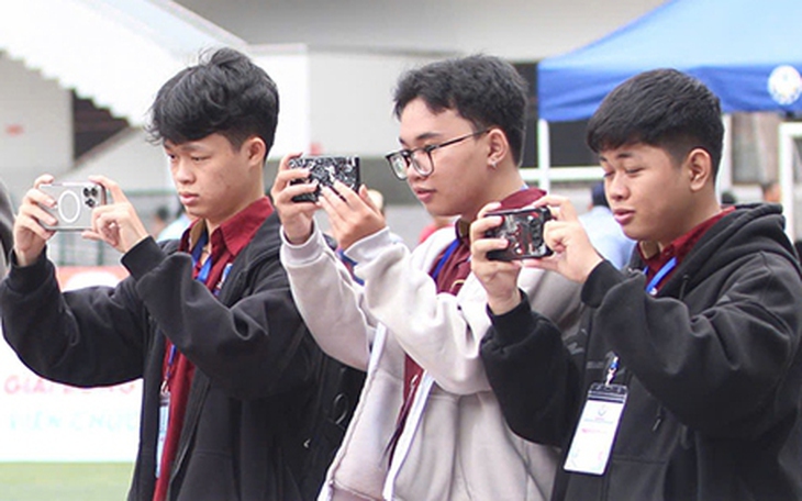 ‘Gieo hạt mầm’ cho nữ trọng tài Việt Nam - Ảnh 4.