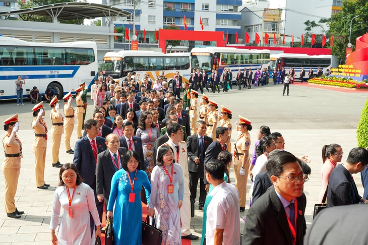 Đảng bộ TP.HCM - Ảnh 14.