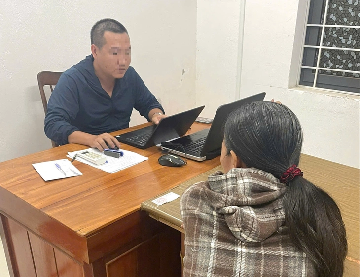Trộm sạch tài sản dành dụm của ân nhân, thấy khó thoát nên đầu thú - Ảnh 1.