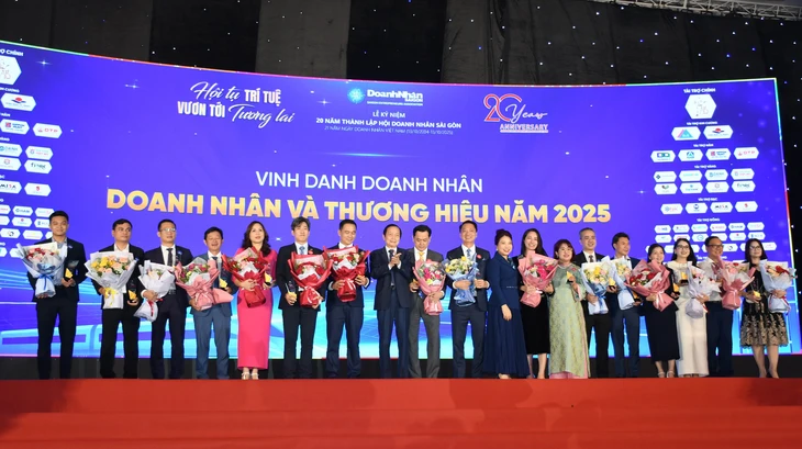 doanh nhân - Ảnh 1.