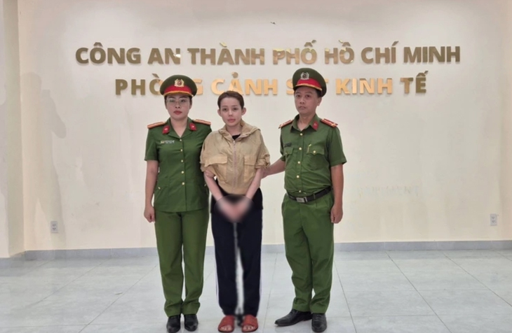 Ngân 98 trước khi bị bắt: 'Nữ hoàng thị phi' trên MXH, thích 'mặc ít, nói nhiều' - Ảnh 3.