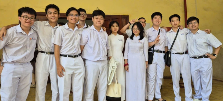 TP.HCM bồi dưỡng đội tuyển thi học sinh giỏi quốc gia theo cách 'đặc biệt' - Ảnh 2.