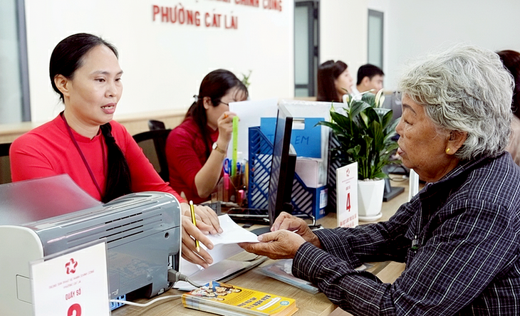 Người muốn tăng tuổi nghỉ hưu, người muốn nghỉ sớm vì 'mới 50 tuổi mà chân cẳng đã mỏi' - Ảnh 1.