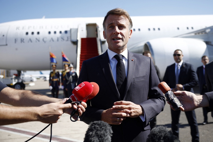 Thông điệp đầu năm: Ông Macron tuyên bố phục vụ đến 'giây phút cuối cùng' - Ảnh 2.