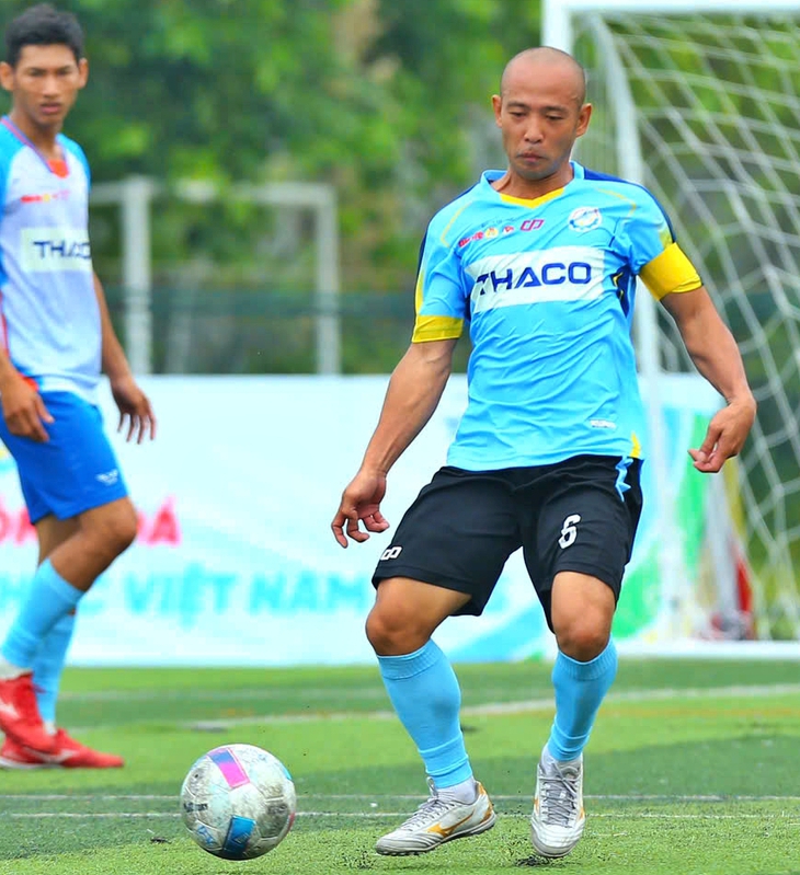 ‘Người không phổi futsal’ chưa dừng lại - Ảnh 1.