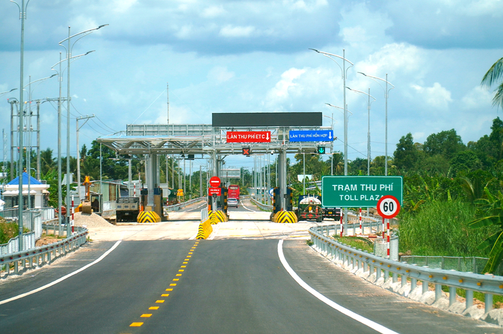 Phí cao tốc Trung Lương - Mỹ Thuận sẽ thay đổi từ ngày 1-11 - Ảnh 1.