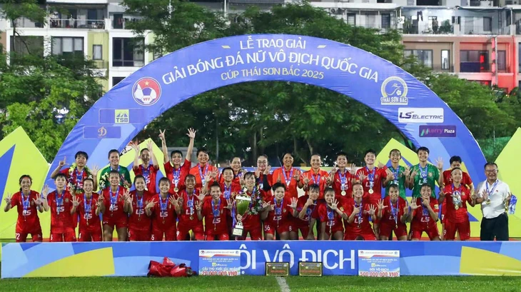 bóng đá nữ - Ảnh 1.
