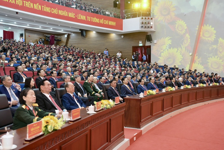 TP.HCM sẽ thí điểm mô hình đô thị tự chủ trong thành phố nhiệm kỳ tới- Ảnh 1. TP.HCM sẽ thí điểm mô hình đô thị tự chủ trong thành phố nhiệm kỳ tới - Ảnh 1.