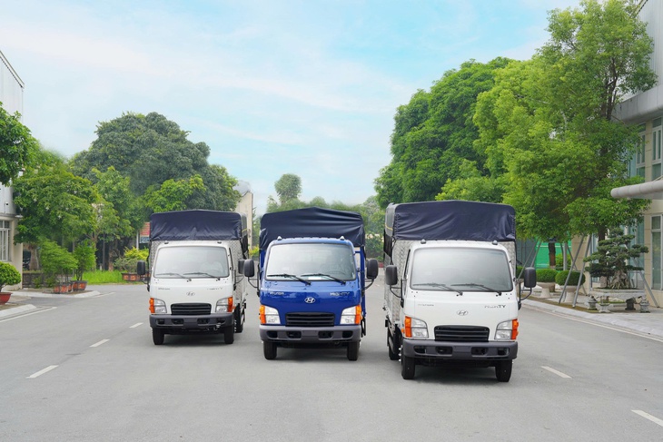 Hyundai Mighty N500 ra mắt Việt Nam: Thùng cao 1,9m, thêm đèn sương mù, vẫn đủ gọn để luồn phố - Ảnh 1.
