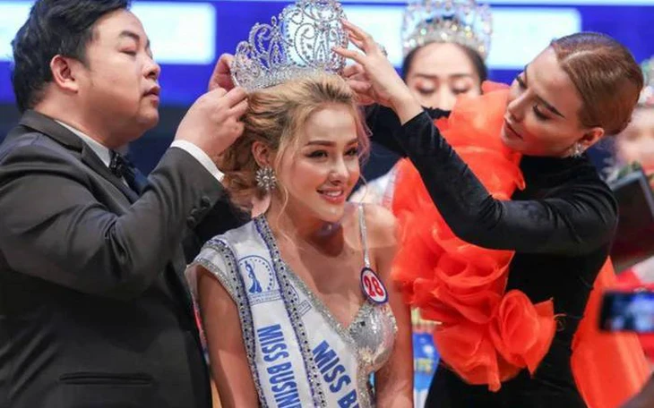 Băng Di được bạn trai Việt kiều yêu 9 năm cầu hôn nhưng vẫn chưa 'bỏ chặn nhau'  - Ảnh 6.