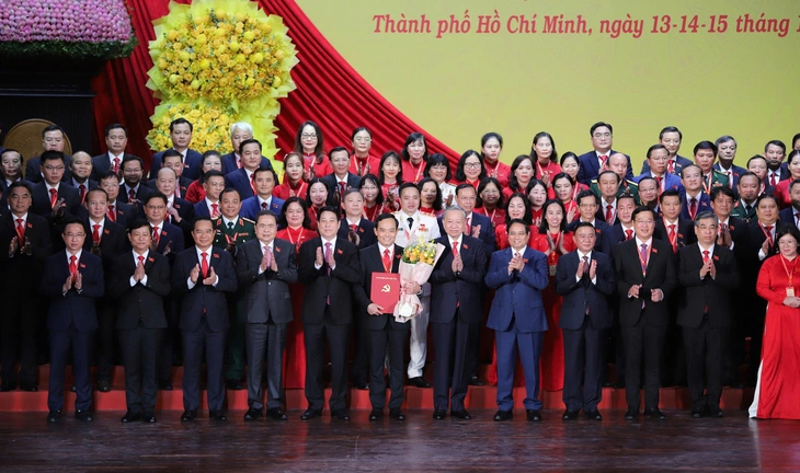 Danh sách Thường trực và Ban Thường vụ Thành ủy TP.HCM nhiệm kỳ 2025 - 2030 - Ảnh 1.