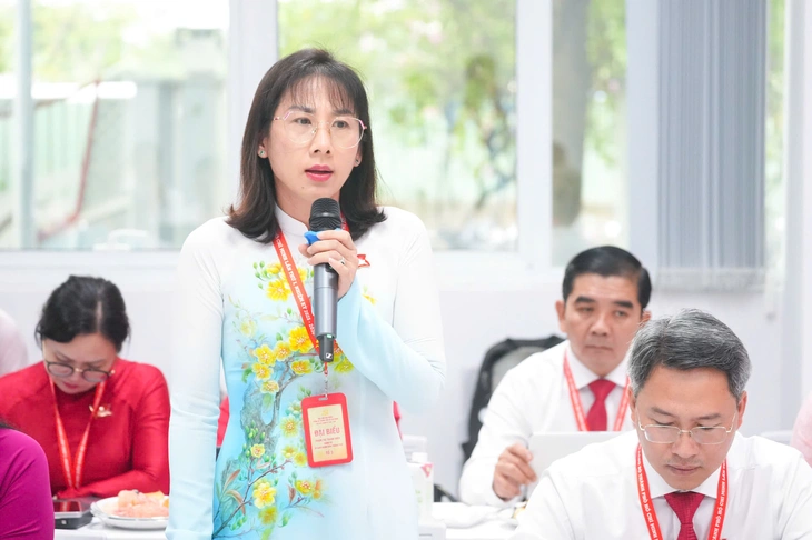 Đại hội Đảng bộ TP.HCM: thảo luận việc ‘thừa, thiếu cán bộ’, cơ chế đặc thù- Ảnh 2. cán bộ - Ảnh 2.