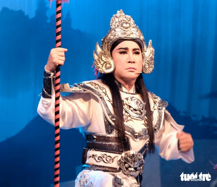 Kim Tử Long làm show hỗ trợ em trai của nghệ sĩ Bửu Truyện - Ảnh 1.
