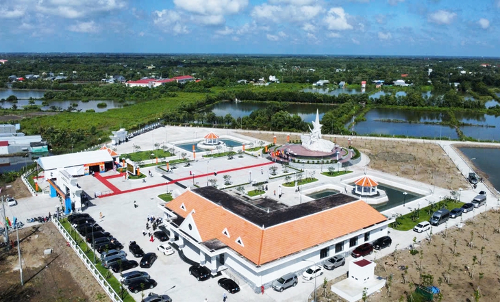 Cà Mau khánh thành di tích hơn 100 tỉ đồng chào mừng Đại hội đảng- Ảnh 2. Cà Mau khánh thành di tích hơn 100 tỉ đồng chào mừng đại hội Đảng - Ảnh 2.