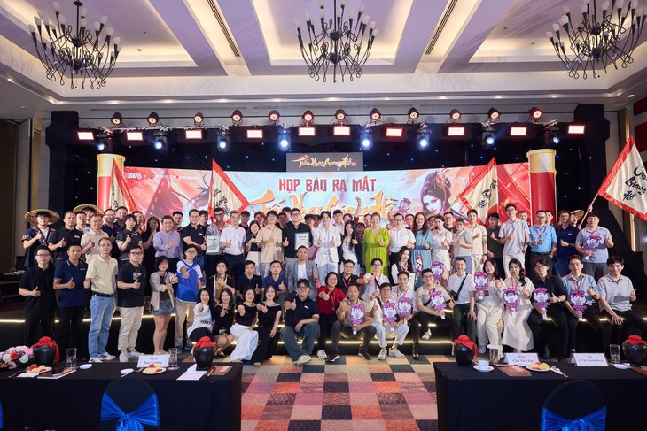 Game kiếm hiệp Tiếu Ngạo Giang Hồ trở lại Việt Nam - Ảnh 1.