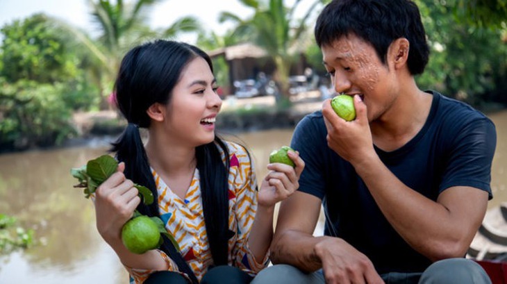 Vân Trang khóc nhớ Quý Bình, nhớ phim 'Sông dài' 12 năm trước - Ảnh 3. Vân Trang - Ảnh 3.