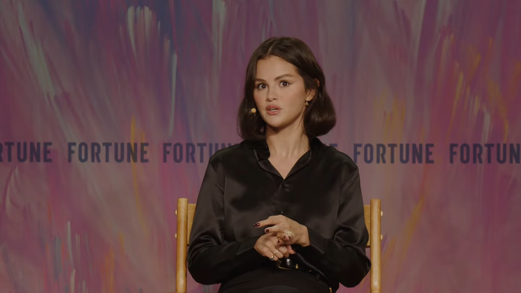 Selena Gomez bật khóc sau đám cưới vì sợ hạnh phúc sẽ biến mất vào ngày hôm sau - Ảnh 2.