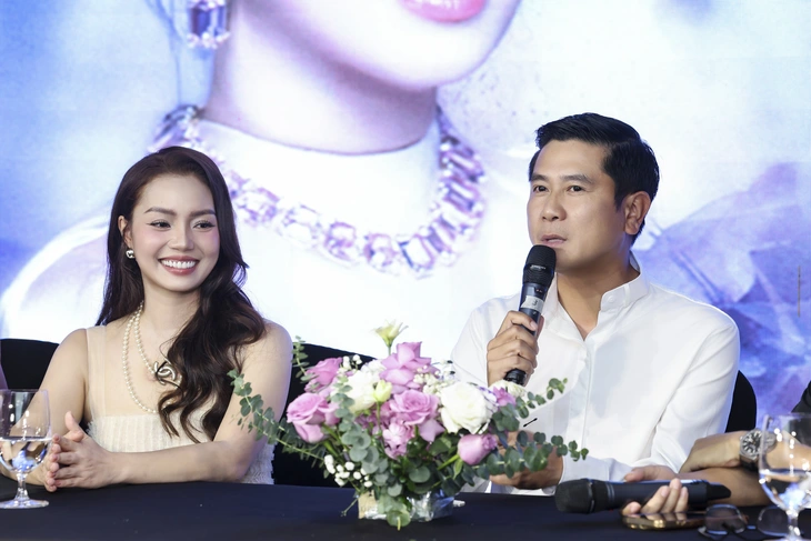 Hồ Hoài Anh ‘cảm ơn khoảng lặng để suy nghĩ’ - Ảnh 1. Hồ Hoài Anh - Ảnh 1.