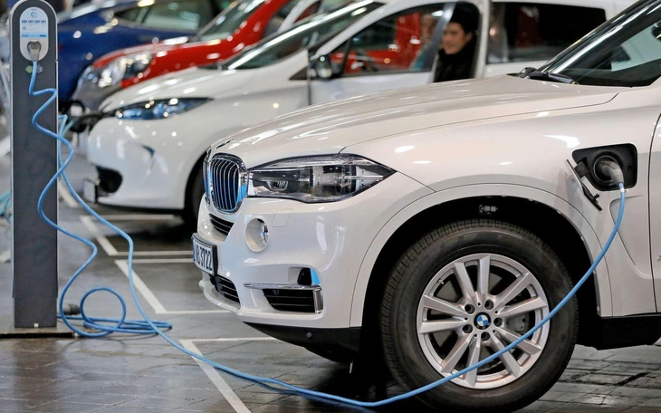 Thị trường ô tô hybrid 'nín thở' trước ngày giảm thuế - Ảnh 2.