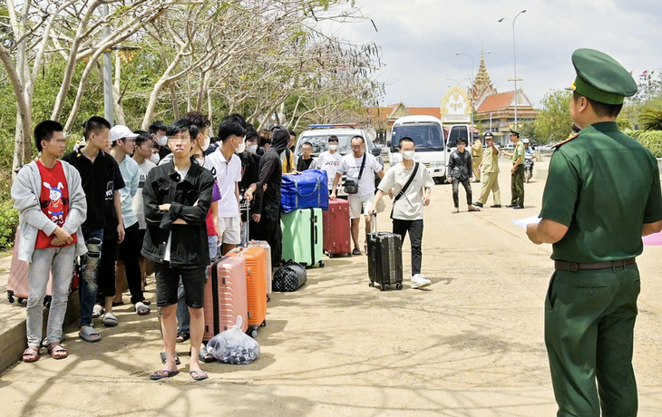 Lừa đảo và cưỡng bức lao động tại Campuchia 'phức tạp', Việt Nam đang phối hợp với nhiều nước - Ảnh 1.