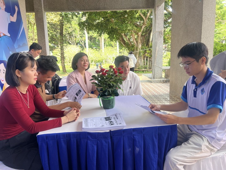 Một doanh nghiệp tuyển 6.000 lao động làm việc tại Khu công nghiệp VSIP Cần Thơ - Ảnh 1.