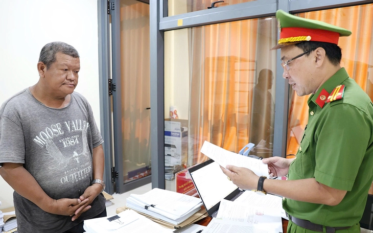 Bắt 4 người mua bán hóa đơn khống cho hàng trăm doanh nghiệp, giá trị trên 4.000 tỉ đồng- Ảnh 3.