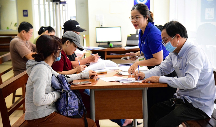 Tiến tới bỏ công chứng khi mua bán nhà đất