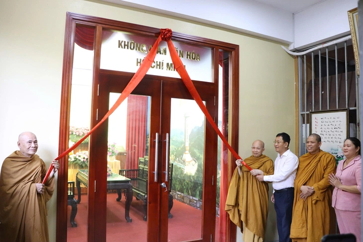 Khánh thành Không gian văn hóa Hồ Chí Minh tại Pháp viện Minh Đăng Quang - Ảnh 1.