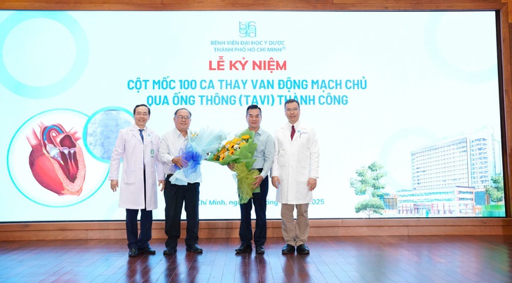 Bệnh viện Đại học Y Dược TP.HCM kỷ niệm 100 ca TAVI thành công - Ảnh 2. bệnh - Ảnh 2.