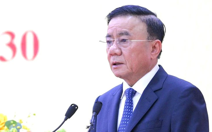 Bộ Chính trị quy định bố trí công tác với cán bộ sau khi cho thôi chức, từ chức, miễn nhiệm - Ảnh 3.