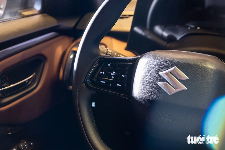Suzuki eVitara - Ảnh 14.