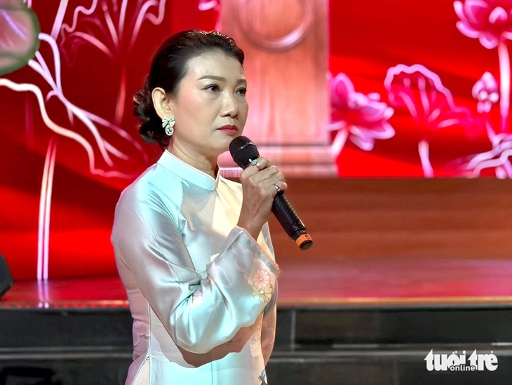 Lệ Thủy nói 'Cải lương sắp chết', Mỹ Uyên mong TP.HCM cứu sân khấu - Ảnh 5. Lệ Thủy nói 'Cải lương sắp chết', Mỹ Uyên mong thành phố cứu sân khấu - Ảnh 5.