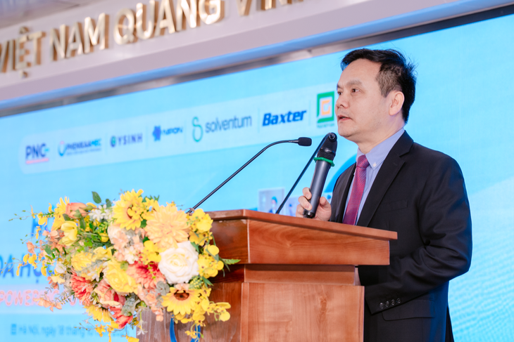 Xung đột trong bệnh viện một phần do thiếu điều dưỡng - Ảnh 1.