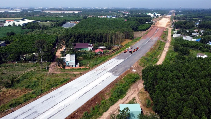 cao tốc - Ảnh 17.