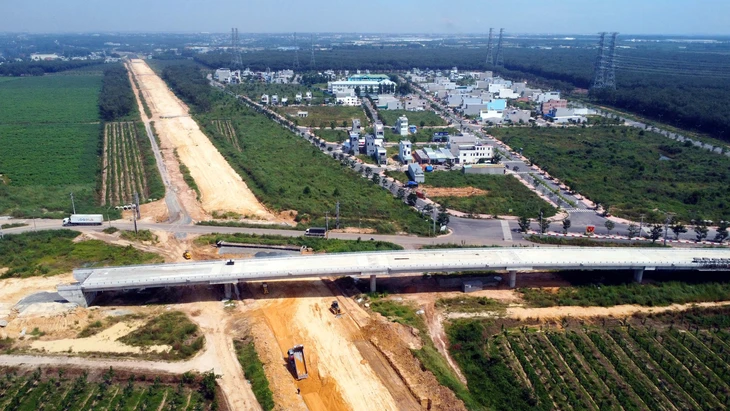 cao tốc - Ảnh 12.