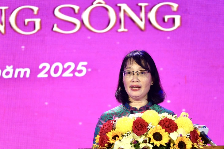 Tưng bừng khai mạc Những ngày Văn học - Nghệ thuật TP.HCM - Ảnh 2.
