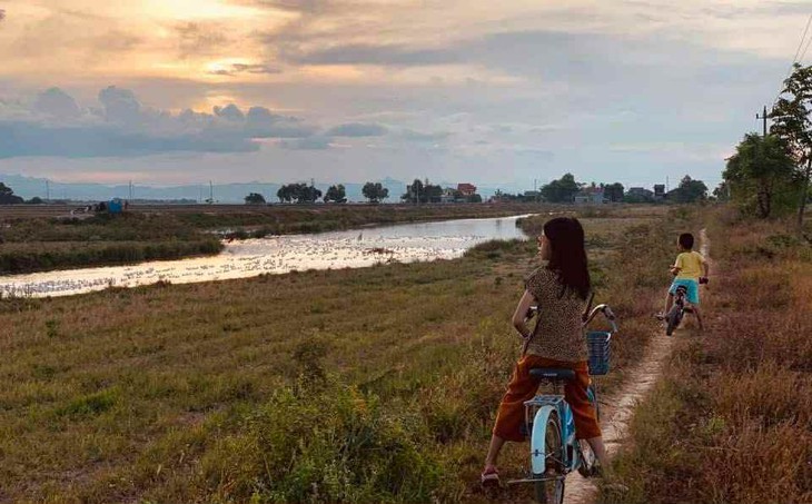 Về quê - Ảnh 1.