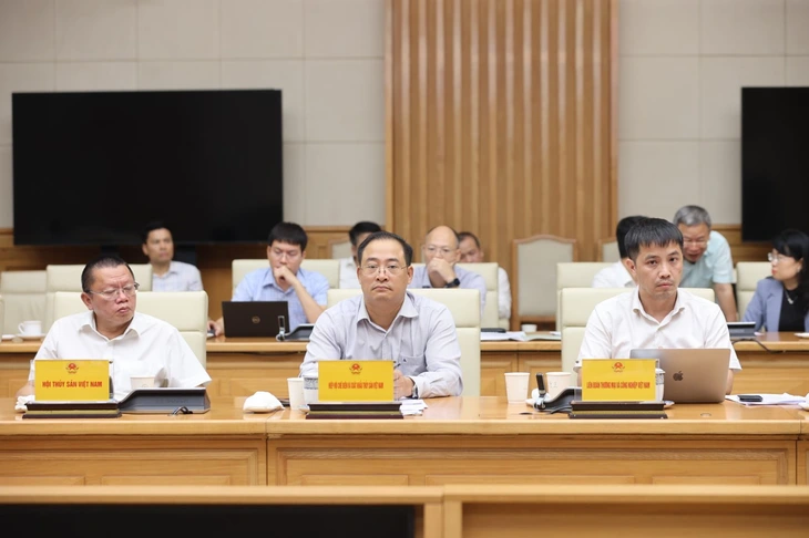 hợp chuẩn - Ảnh 2.