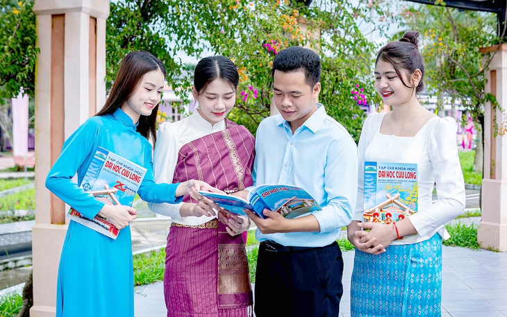 Đại học tư đào tạo y khoa: Cần rà soát, đánh giá khách quan - Ảnh 2. khối ngành sức khỏe - Ảnh 2.