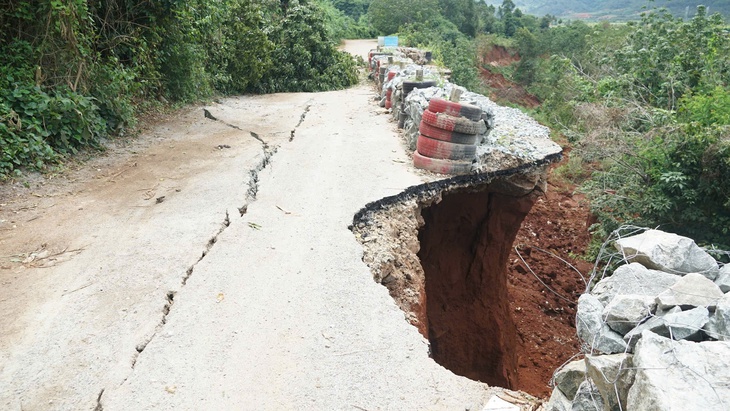 sạt lở - Ảnh 2.
