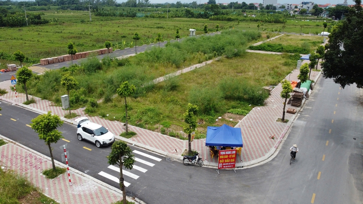 Trúng đấu giá nhưng bỏ cọc, không nộp tiền đất, bị cấm tham gia đấu giá đất đến 5 năm - Ảnh 3.
