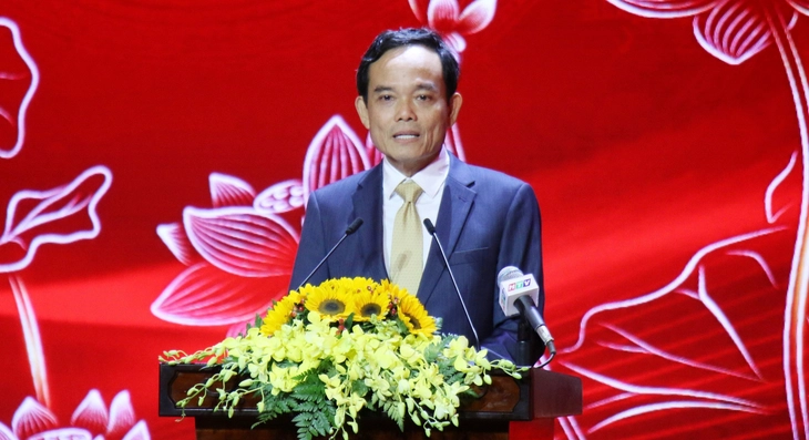 50 năm văn học nghệ thuật TP.HCM: Bồi đắp tâm hồn con người thành phố - Ảnh 2. 50 năm văn học nghệ thuật TP.HCM: Bồi đắp tâm hồn con người thành phố - Ảnh 2.