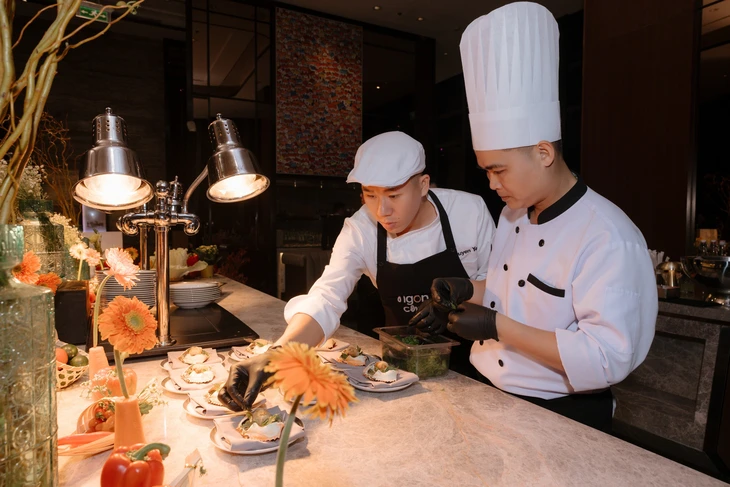 Việt Nam đang tiến gần 'điểm đến ẩm thực hàng đầu châu Á' - Ảnh 1.