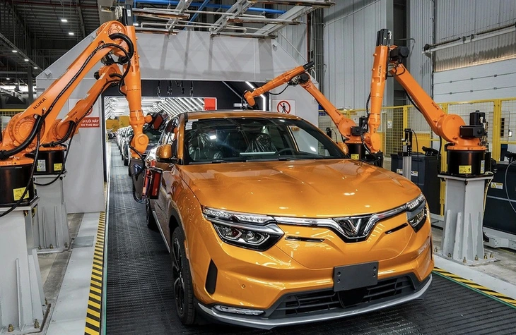 Góp ý văn kiện Đại hội Đảng XIV: Cần một thể chế có sức bật, nơi mọi nguồn lực được giải phóng - Ảnh 1.